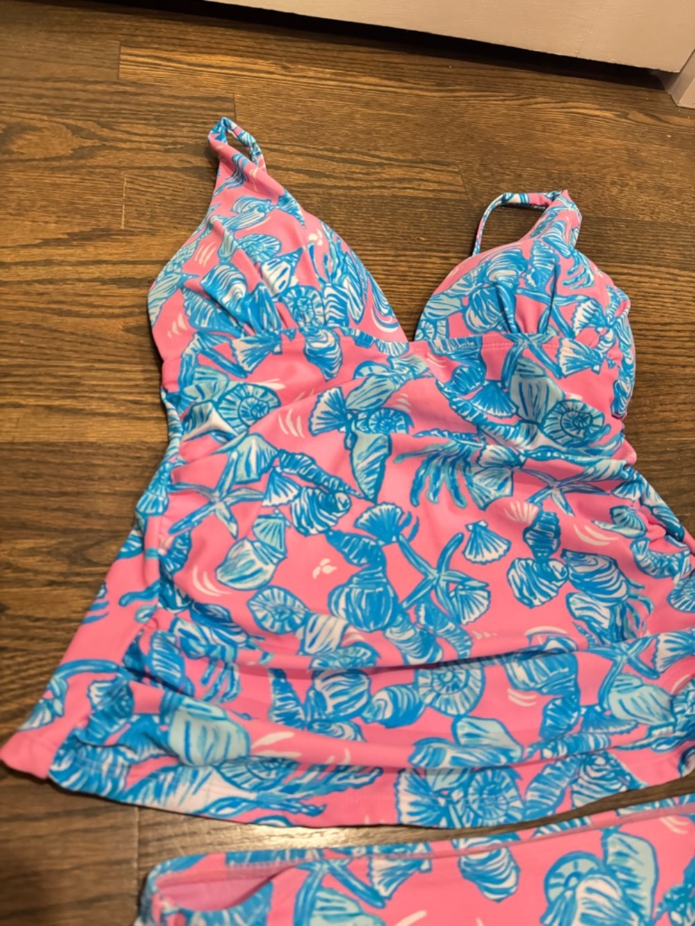 NWOT Stella Parker Tropical Tankini Set M Blue Pink Two Piece Vacation Resort - Picture 4 of 11